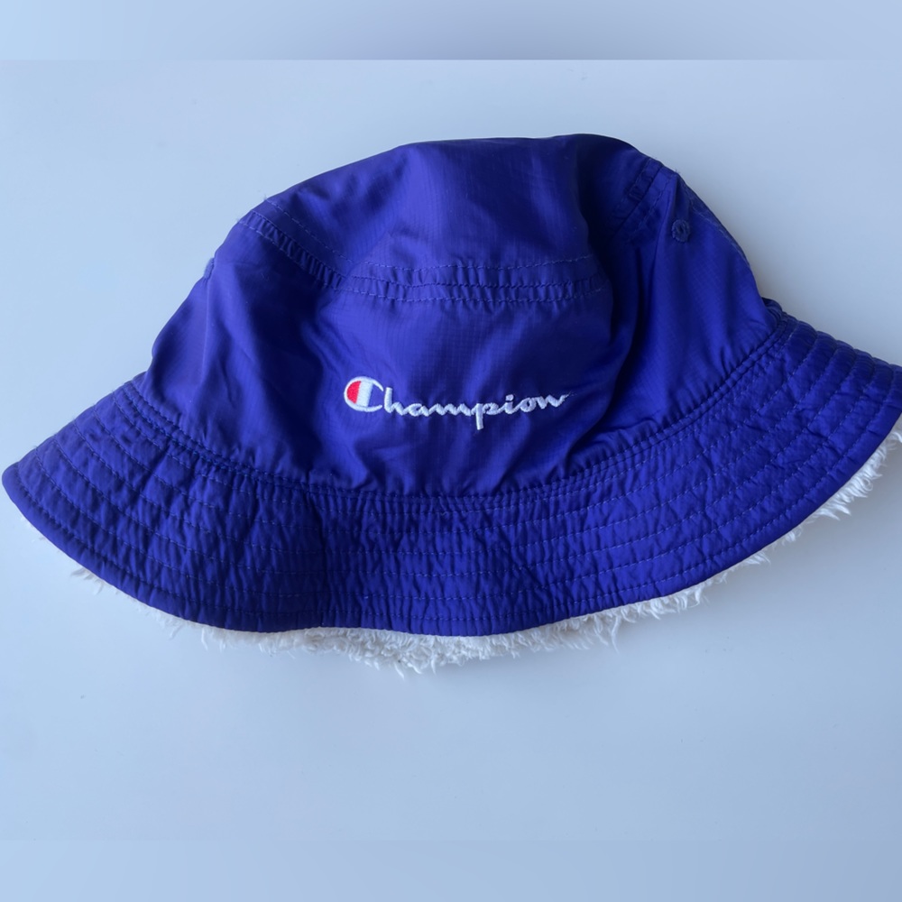 Reversible Champion Bucket Hat